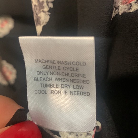 Danielrainn Women’s Top - Picture 5 of 5